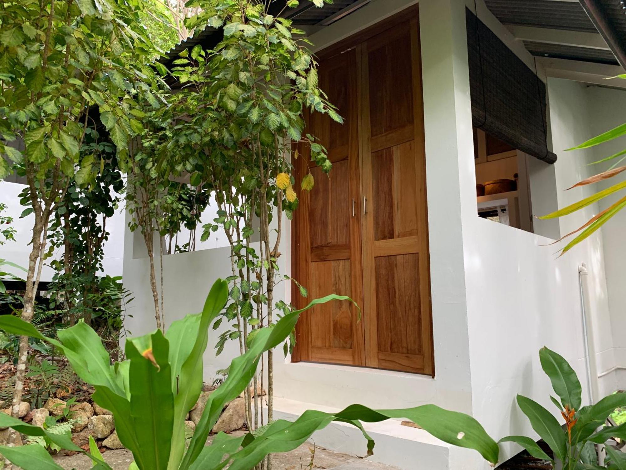 Coconut Beach Bungalows Chaloklum Room photo