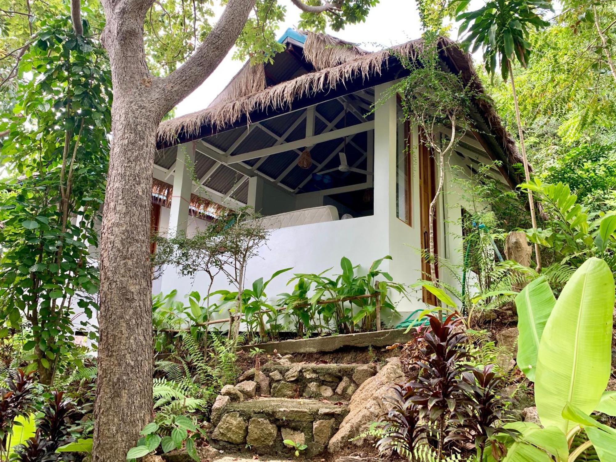 Coconut Beach Bungalows Chaloklum Room photo