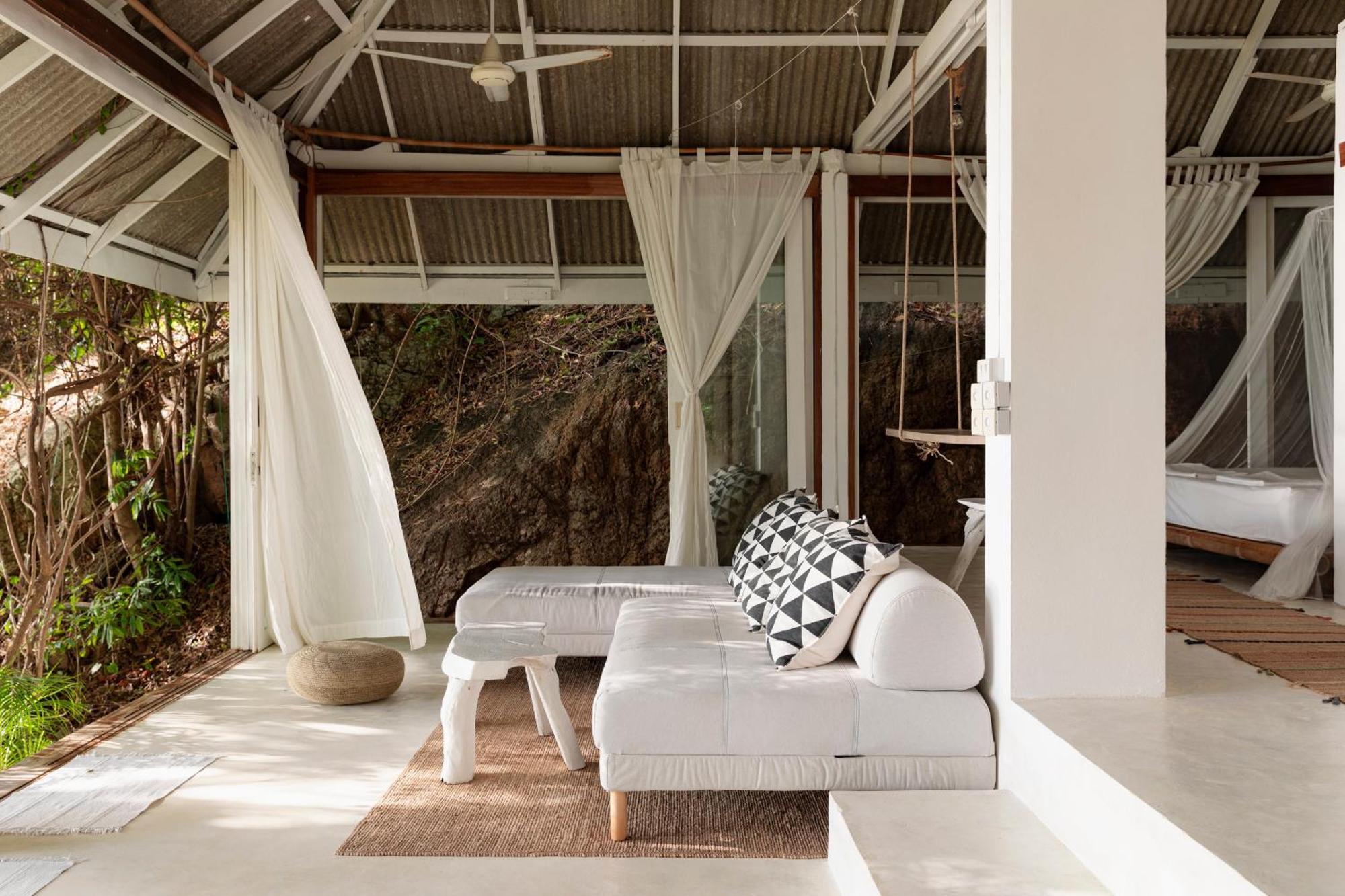 Coconut Beach Bungalows Chaloklum Exterior photo