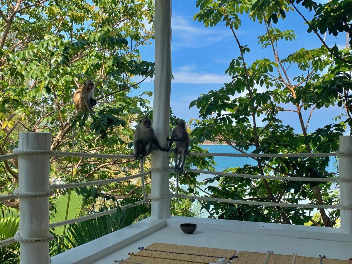 Coconut Beach Bungalows Chaloklum Exterior photo